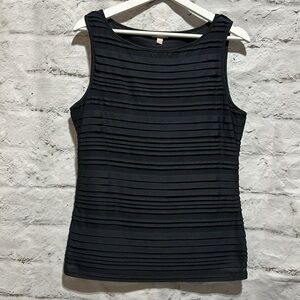 Banana Republic Black Camisole Pleated Tank size medium fully lined